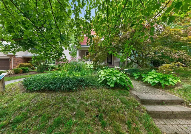 Photo 3 of Single family home for sale at 1213 W Liberty St, Ann Arbor, MI 48103 | MLS# 81026043197 | Listing updated on 2026-08-20