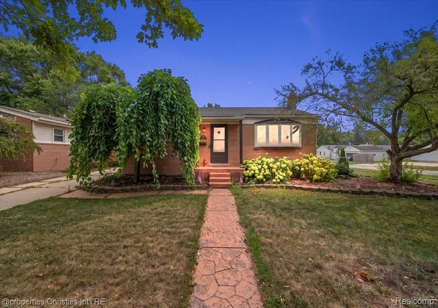Photo 1 of Sale Pending at 1410 N Stephen Ave, Clawson, MI 48017 | MLS# 20261065308 | Listing updated on 2026-09-05