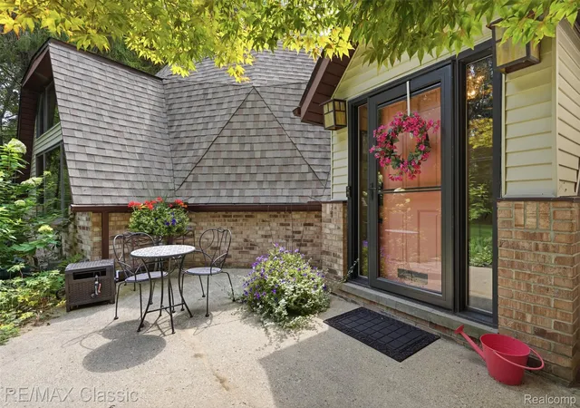 Photo 5 of Single family home for sale at 5109 Harvey Lake Rd, Highland, MI 48356 | MLS# 20261065315 | Listing updated on 2026-08-29