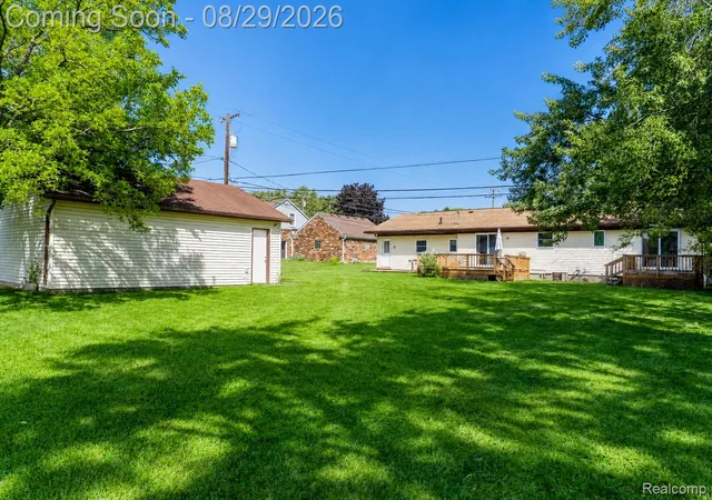 Photo 2 of Single family home for sale at 704 E Lovell Dr, Troy City Oakland, MI 48085 | MLS# 20261065320 | Listing updated on 2026-09-12