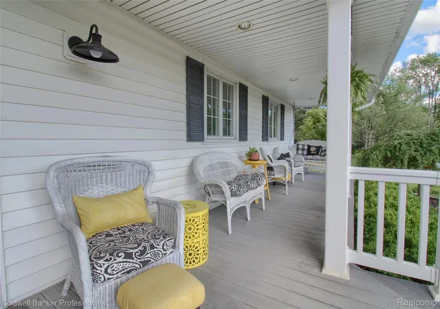 4th image of 1500 Duff Ln, Milford, MI 48381 | MLS# 20261065334
