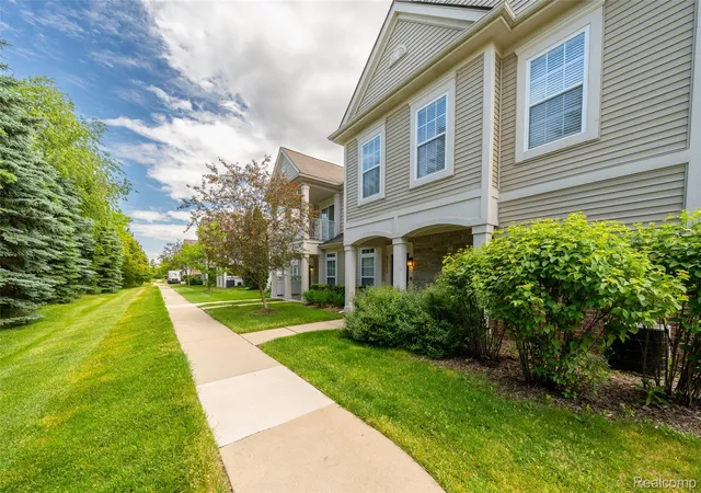 Photo 2 of Condo for sale at 9201 Addington Dr, Commerce Township, MI 48390 | MLS# 20261065336 | Listing updated on 2026-09-08