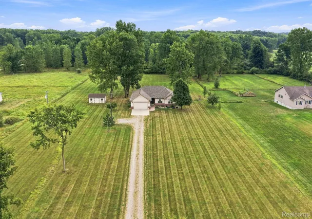 Photo 1 of Sale Pending at 1301 Palms Rd, Columbus, MI 48063 | MLS# 20261065355 | Listing updated on 2026-09-06