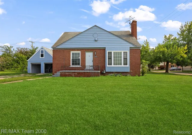Photo 2 of Single family home for sale at 14641 Moran Rd, Allen Park, MI 48101 | MLS# 20261065361 | Listing updated on 2026-09-30