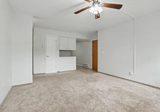 Listing Photo 5 - Condo for sale in building located at 722 W Kilgore Rd, Kalamazoo, MI 49008 - Unit #102