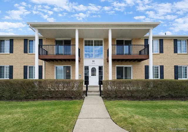Photo 2 of Condo for sale at 34720 Huntley Dr #23, Sterling Heights, MI 48312 | MLS# 20261065370 | Listing updated on 2026-08-18