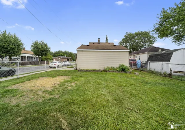 Photo 3 of Single family home for sale at 3106 River Dr, Lincoln Park, MI 48146 | MLS# 57050218802 | Listing updated on 2026-09-17