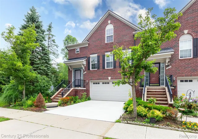 Photo 2 of Condo for sale at 757 Sandalwood Dr, Troy, MI 48085 | MLS# 20261065390 | Listing updated on 2026-09-15