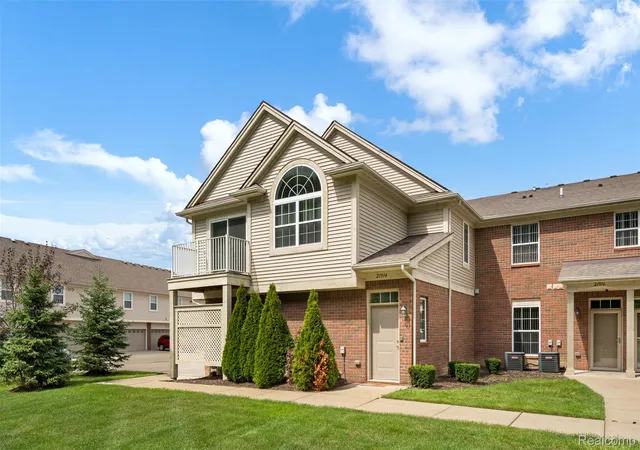 3rd image of 21914 Aberdeen Dr #30, Macomb, MI 48042 | MLS# 20261065396
