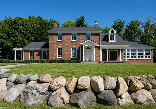 Photo 1 of Single family home for sale at 2401 E Brocker Rd, Metamora, MI 48455 | MLS# 58050218810 | Listing updated on 2026-08-19
