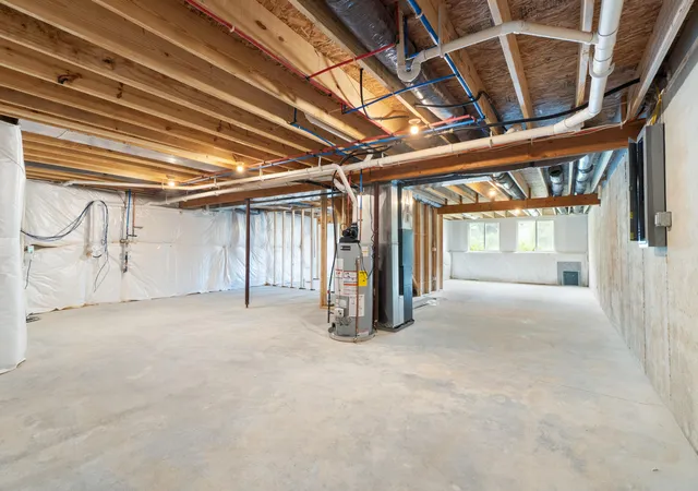 Listing Photo 2 - Condo for sale in building located at 814 Joyce Ln, Saint Johns, MI 48879 - Unit #