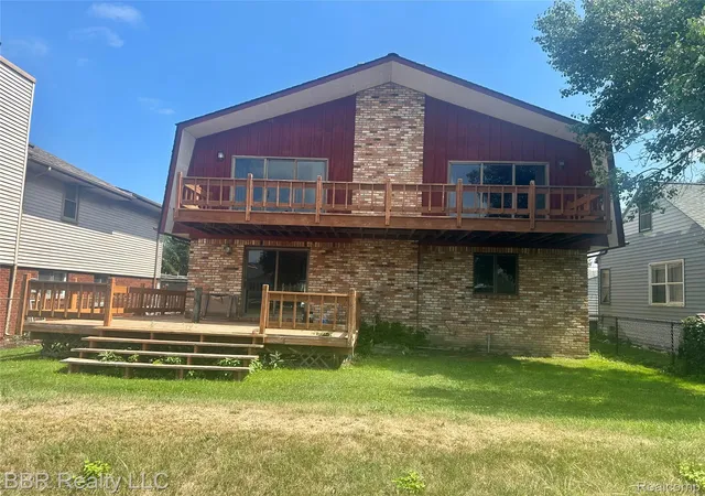 Photo 3 of Single family home for sale at 30620 Bayview, Gibraltar, MI 48173 | MLS# 20261065409 | Listing updated on 2026-08-18