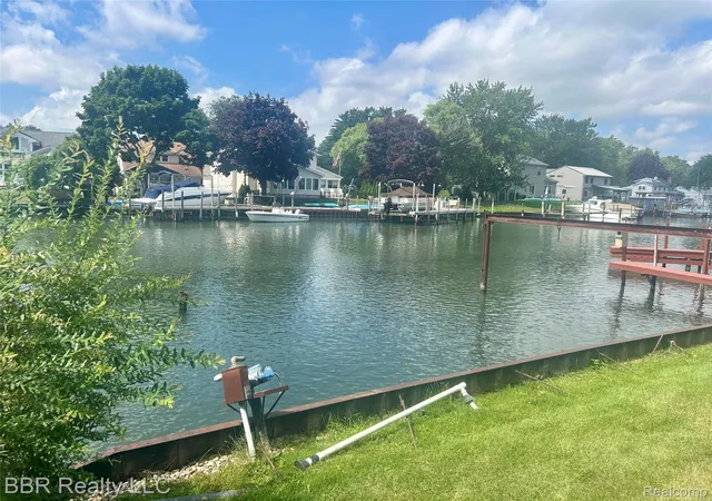 Photo 4 of Single family home for sale at 30620 Bayview, Gibraltar, MI 48173 | MLS# 20261065409 | Listing updated on 2026-08-18