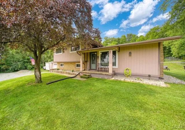 66th image of 400 Willow Lake Rd, Addison, MI 49220 | MLS# 56050218822