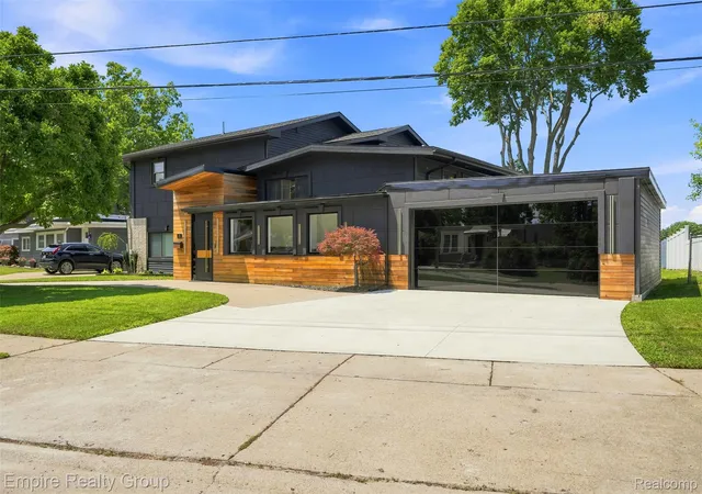 Photo 4 of Single family home for sale at 53 Potter Dr, Belleville, MI 48111 | MLS# 20261065434 | Listing updated on 2026-08-18