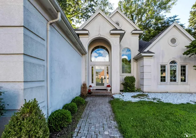 Photo 3 of Single family home for sale at 7241 Hidden Valley Dr, Lambertville, MI 48144 | MLS# 57050218827 | Listing updated on 2026-09-18