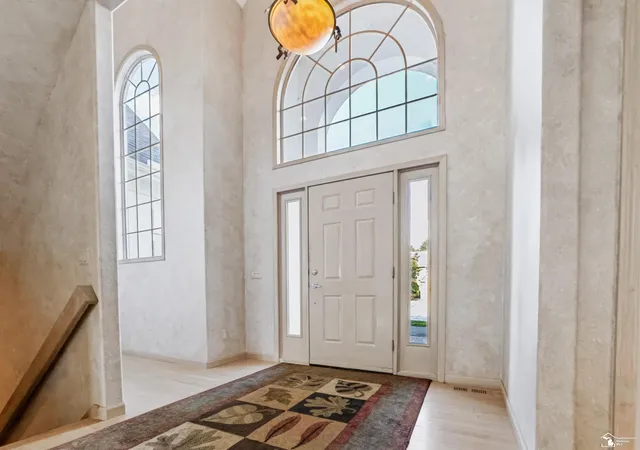 Photo 4 of Single family home for sale at 7241 Hidden Valley Dr, Lambertville, MI 48144 | MLS# 57050218827 | Listing updated on 2026-09-18