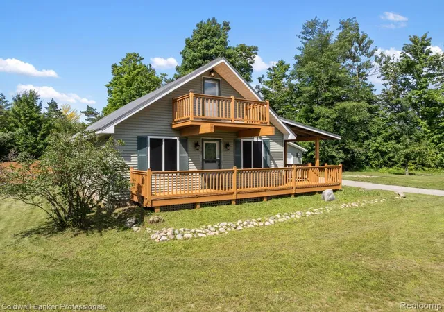 Photo 3 of Single family home for sale at 6389 Postlewait Rd, Mancelona, MI 49659 | MLS# 20261065464 | Listing updated on 2026-09-18