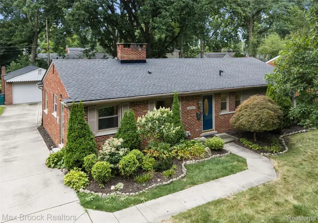 Photo 2 of Single family home for sale at 16031 Buckingham Ave, Beverly Hills, MI 48025 | MLS# 20261065479 | Listing updated on 2026-08-19