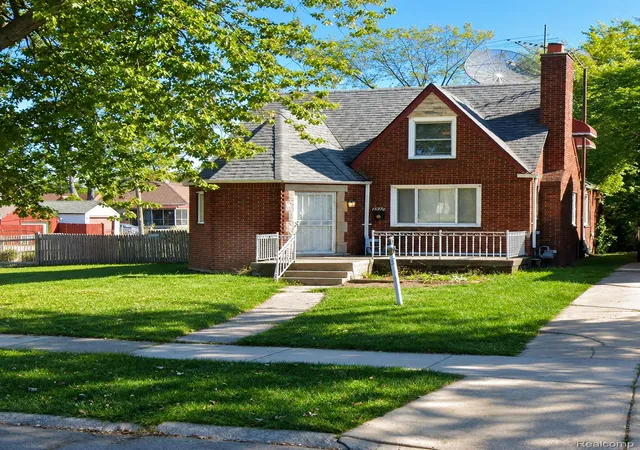 Photo 1 of Single family home for sale at 15376 Prest St, Detroit, MI 48227 | MLS# 20261065500 | Listing updated on 2026-08-18
