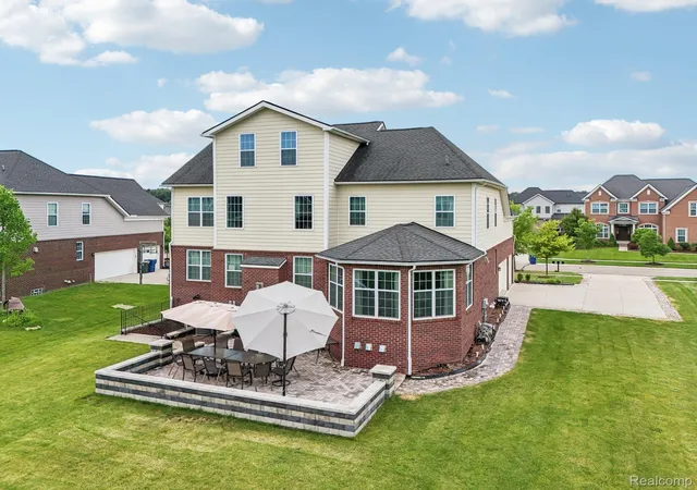 69th image of 51110 Gulfstream Park Dr, Canton, MI 48188 | MLS# 20261065501