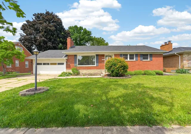2nd image of 2288 Gorno St, Trenton, MI 48183 | MLS# 20261065505