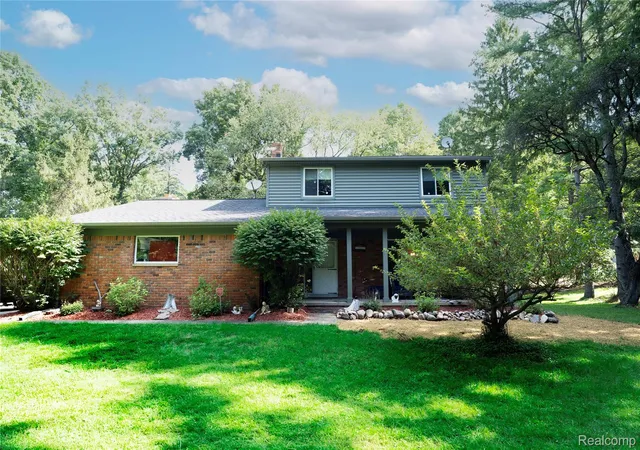 Photo 1 of Single family home for sale at 11060 Clark Rd, Springfield Charter Township Oakland, MI 48350 | MLS# 20261065507 | Listing updated on 2026-09-15