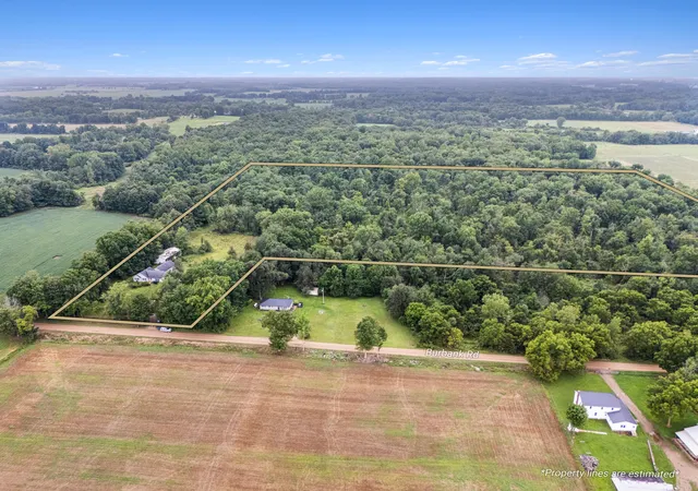 5th image of 1152 Burbank Rd, Quincy, MI 49082 | MLS# 53026043278