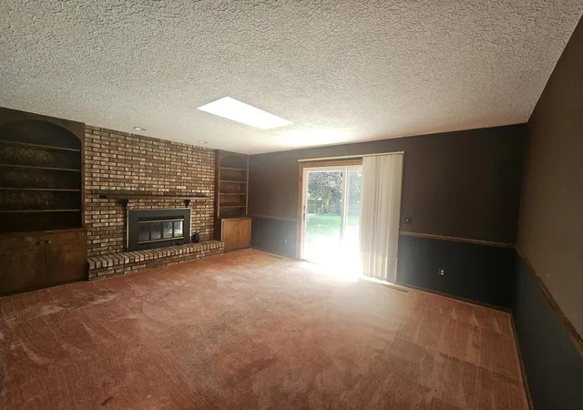 Photo 3 of Single family home for sale at 6392 Enola Ave, Kalamazoo, MI 49048 | MLS# 66026043274 | Listing updated on 2026-08-17