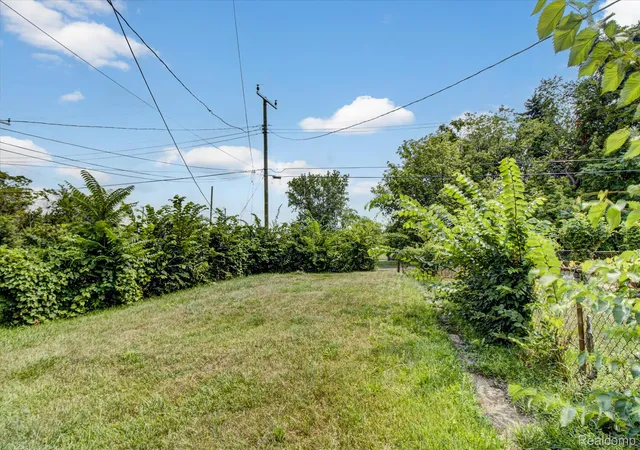 Photo 25 of Multi family home for sale at 8090 Wetherby St, Detroit, MI 48204 | MLS# 20261065509 | Listing updated on 2026-09-18