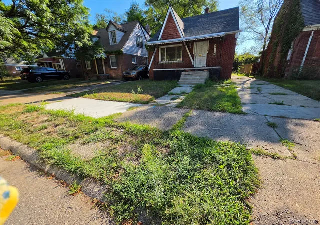 Photo 1 of Single family home for sale at 16156 Cruse St, Detroit, MI 48235 | MLS# 20261065510 | Listing updated on 2026-08-20