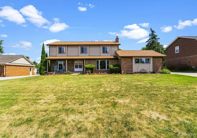 Photo 2 of Single family home for sale at 12911 Croftshire Dr, Grand Blanc City Genesee, MI 48439 | MLS# 20261065514 | Listing updated on 2026-08-22