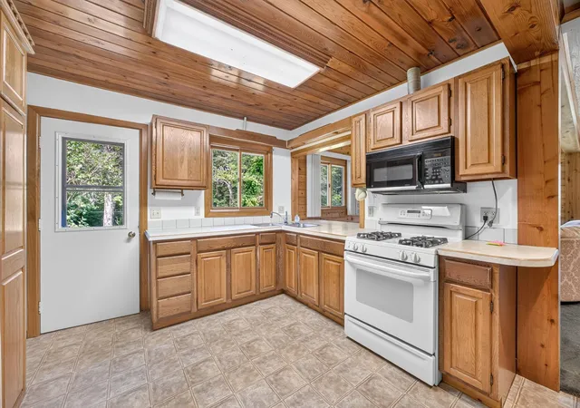 4th image of 19706 20 Mile Rd, Tustin, MI 49688 | MLS# 78080072459