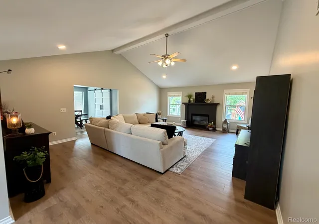 3rd image of 3974 Stoney Ridge Dr, Fort Gratiot, MI 48059 | MLS# 20261065520