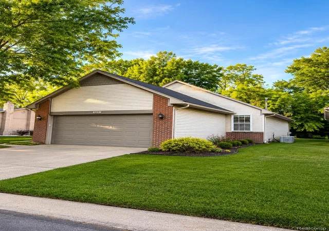 2nd image of 16830 Kenwood Ct, Roseville, MI 48066 | MLS# 20261065538