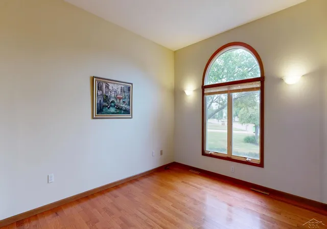 image of 3227 Setting Sun Blvd, Saginaw, MI 48603 | MLS# 61050218852