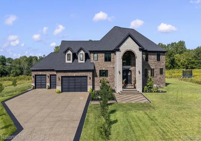 Photo 1 of Mansion for sale at 65339 Romeo Plank Rd, Ray Township Macomb, MI 48096 | MLS# 20261065547 | Listing updated on 2026-09-12