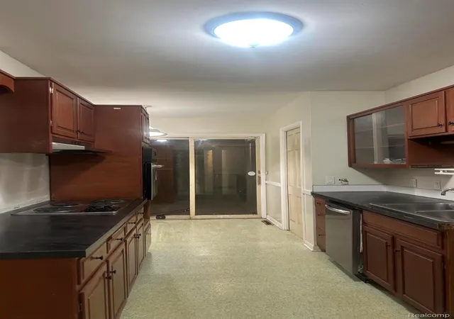 3rd image of 228 Borland Ct, Saginaw, MI 48602 | MLS# 20261065546