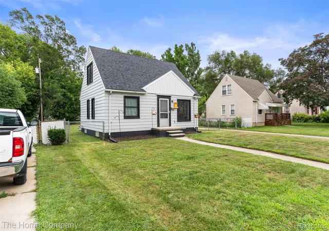 Photo 3 of Single family home for sale at 12924 Norborne, Redford, MI 48239 | MLS# 20261065556 | Listing updated on 2026-09-16