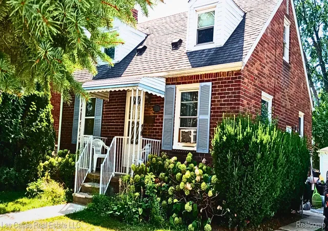 Photo 1 of Single family home for sale at 1331 Detroit Ave, Lincoln Park, MI 48146 | MLS# 20261065557 | Listing updated on 2026-08-28
