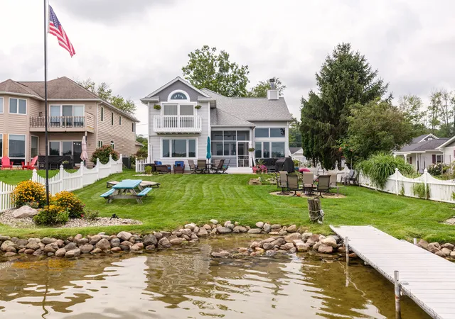 2nd image of 1821 Lakeview Dr, Portage, MI 49002 | MLS# 66026043296