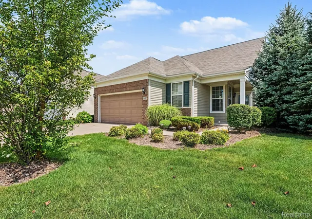 2nd image of 9407 Sand Hill Dr, Grand Blanc, MI 48439 | MLS# 20261065570