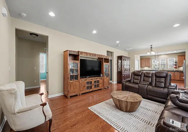 3rd image of 9407 Sand Hill Dr, Grand Blanc, MI 48439 | MLS# 20261065570