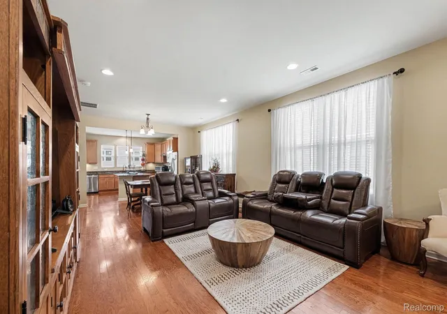 4th image of 9407 Sand Hill Dr, Grand Blanc, MI 48439 | MLS# 20261065570