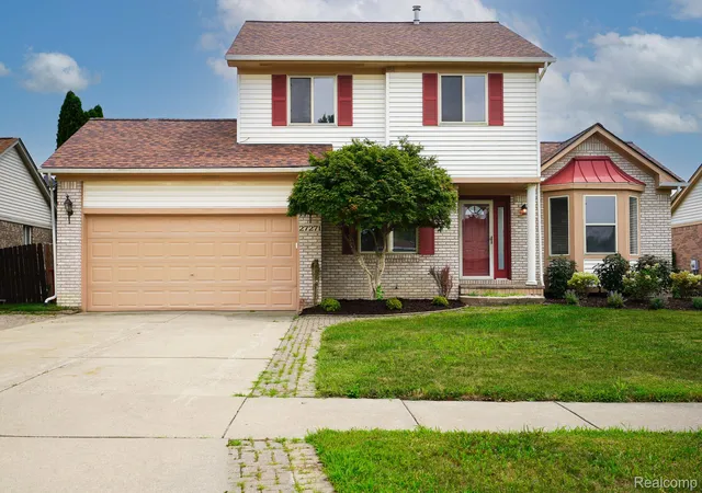 Photo 1 of Single family home for sale at 27271 Sparrow Ct, Chesterfield, MI 48051 | MLS# 20261065575 | Listing updated on 2026-08-18