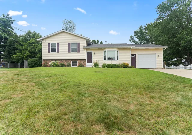 Photo 1 of Sale Pending at 508 Arthur Ct, Middleville, MI 49333 | MLS# 65026043310 | Listing updated on 2026-09-11