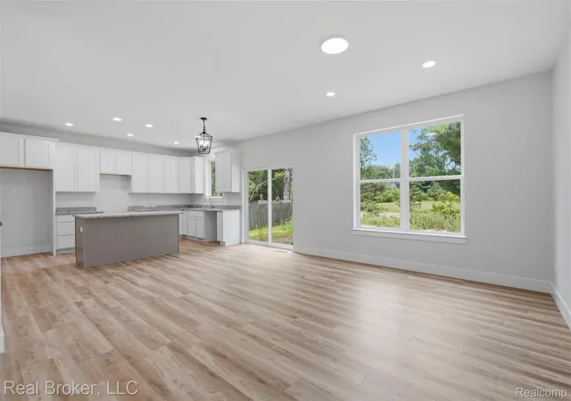 Photo 3 of Single family home for sale at 9400 Roland Dr, Brighton, MI 48116 | MLS# 20261065583 | Listing updated on 2026-08-20