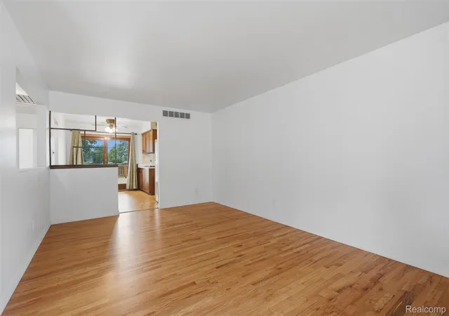 Photo 3 of Single family home for sale at 4427 Burssens Dr, Warren, MI 48092 | MLS# 20261065591 | Listing updated on 2026-09-06