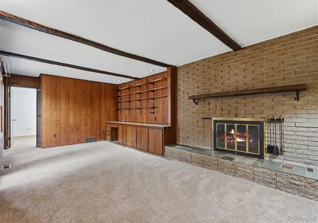 Photo 4 of Single family home for sale at 4427 Burssens Dr, Warren, MI 48092 | MLS# 20261065591 | Listing updated on 2026-09-06