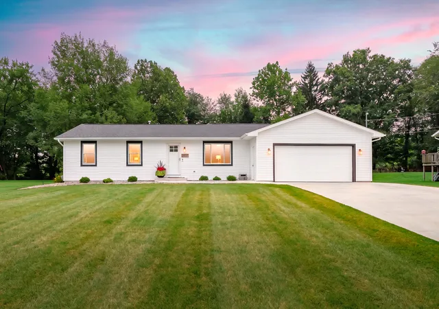 1st image of 3537 Thornhill Ave, Kalamazoo, MI 49004 | MLS# 66026043315